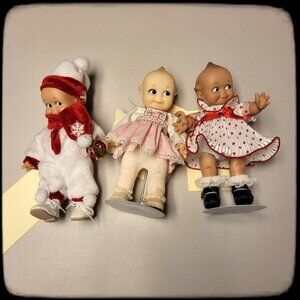 💥 Set of 3 Kewpie Dolls w 2 Stands. 💥